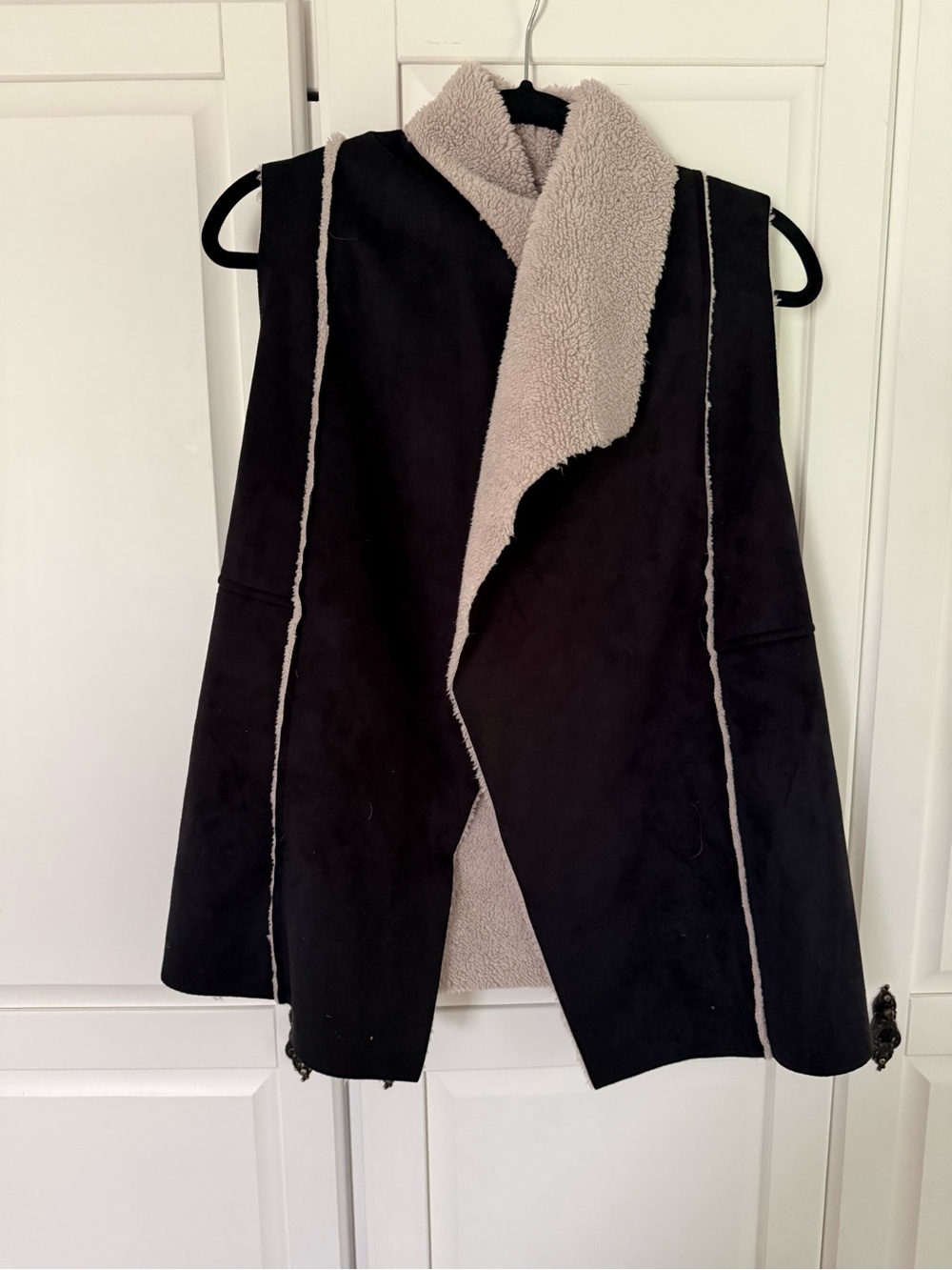 Susina Reversible Faux-Shearling Vest in Black and Cream